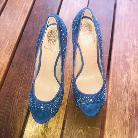 Vince Camuto Shoes - Vince Camino blue velvet sparkly 7.5 heels new